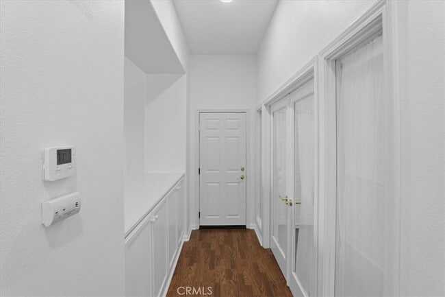 Building Photo - 9196 Pioneer Ln