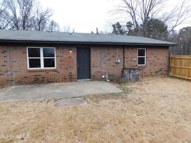 Building Photo - 5431 Nail Rd