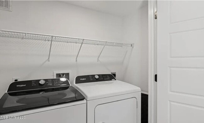 Building Photo - 1511 2nd St