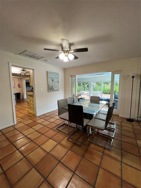 Building Photo - 4620 NE 25th Ave