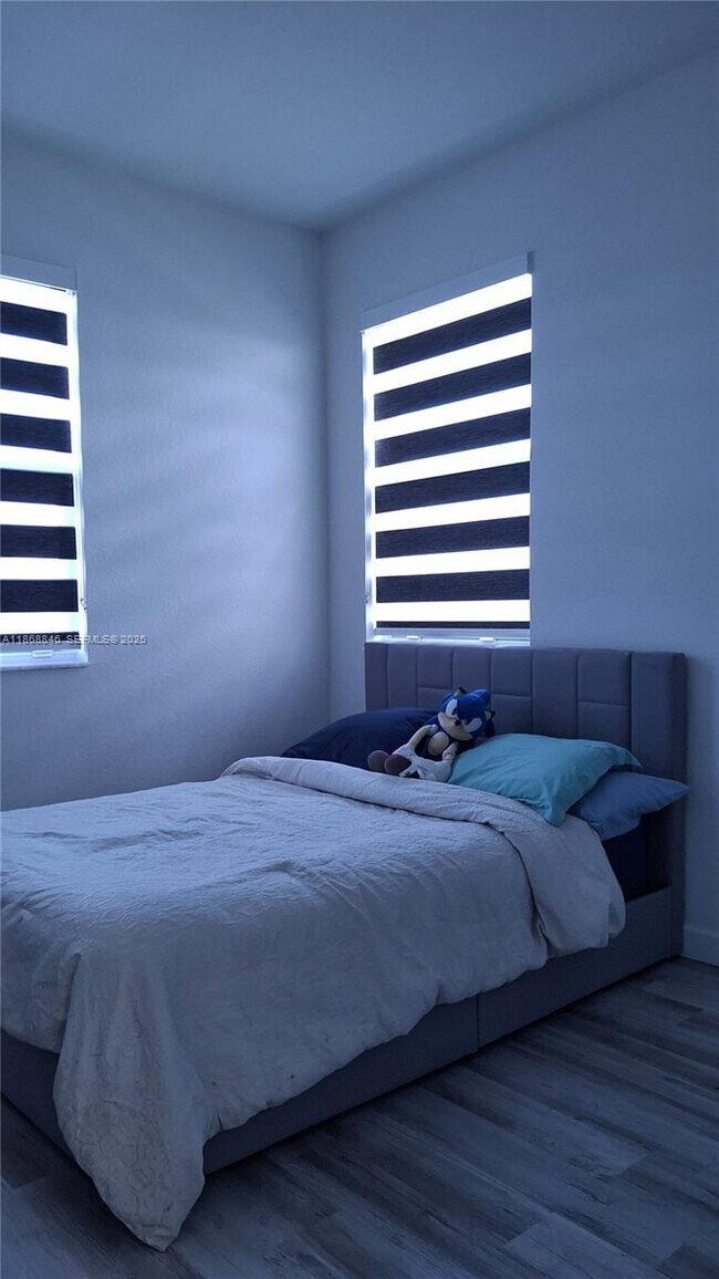 Building Photo - 26410 SW 148th Ct