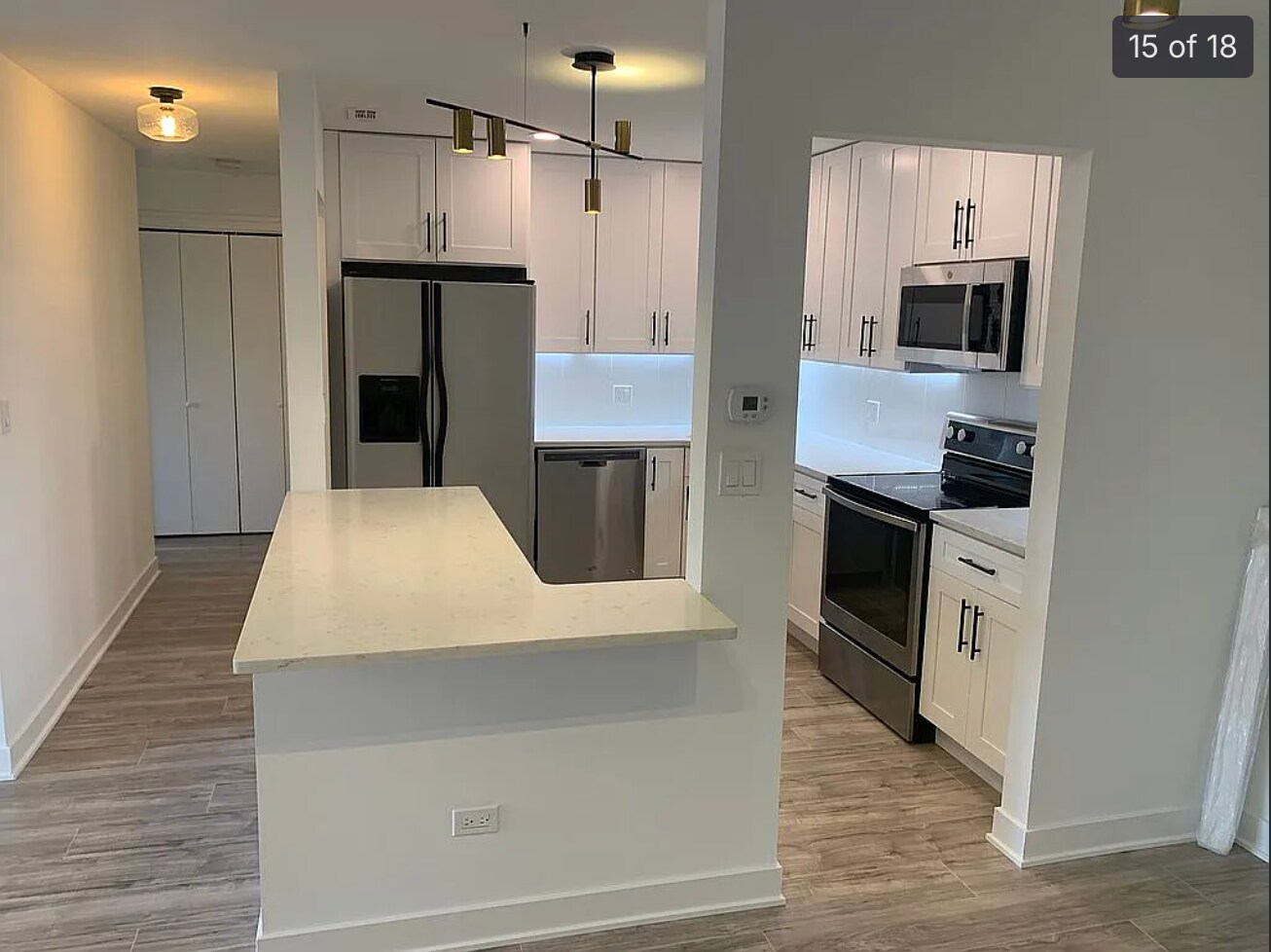 Building Photo - 1002 Castilian Ct