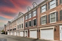 Building Photo - 1017 N Kensington St