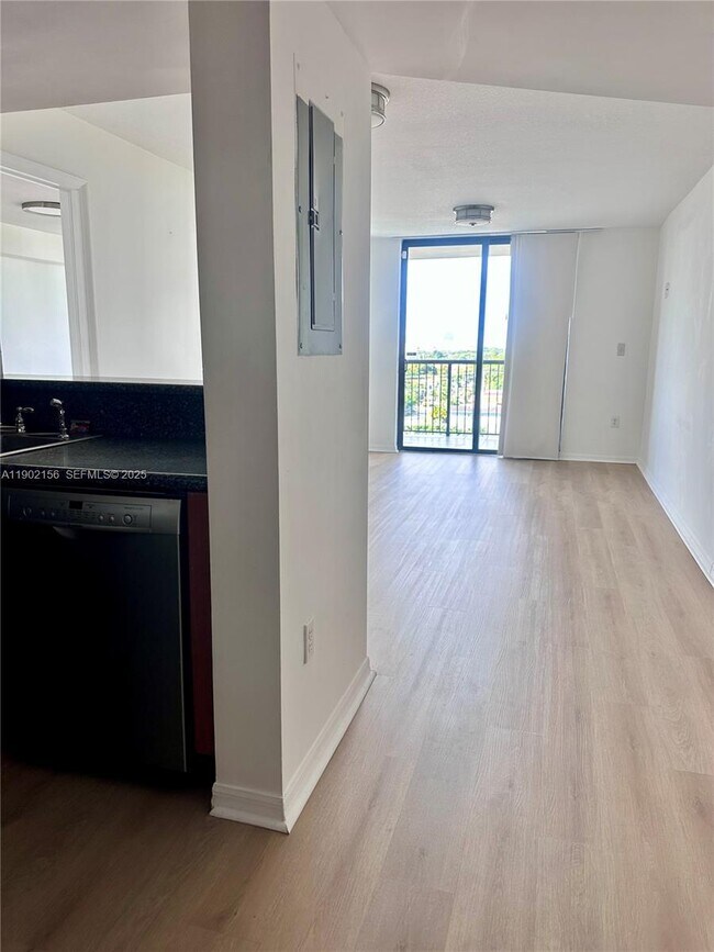 Building Photo - 1690 SW 27th Ave