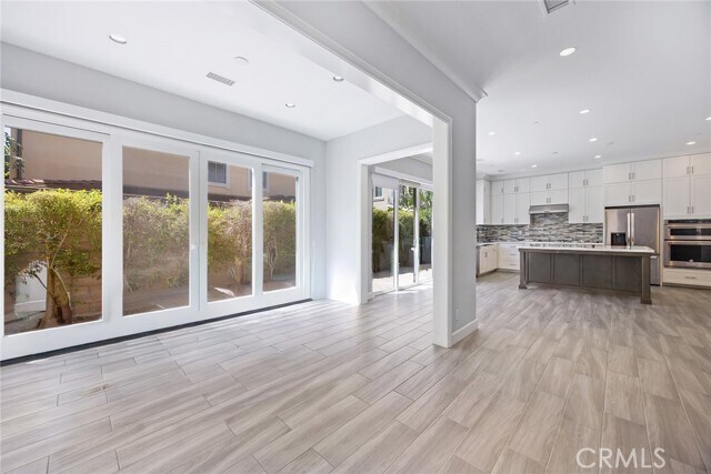 Building Photo - 58 Stetson