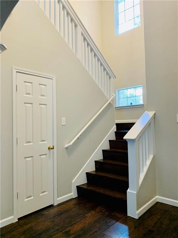 Building Photo - 3906 Bonnie Ln