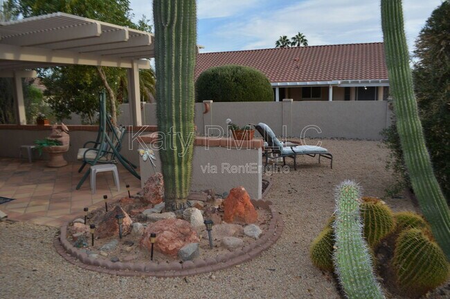 Building Photo - 14405 W Greystone Dr