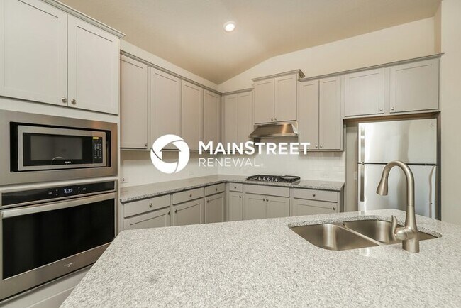 Building Photo - 3 Bedroom Pet-Friendly Home in San Antonio, TX with Main Street Renewal