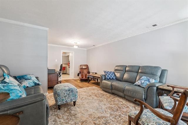 Building Photo - 8318 Lullwater Dr