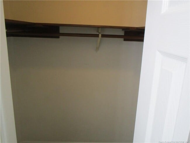Building Photo - 2120 Lothbury Dr