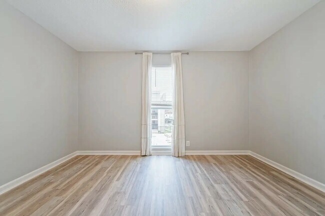 Building Photo - 420 Elysian Fields Rd