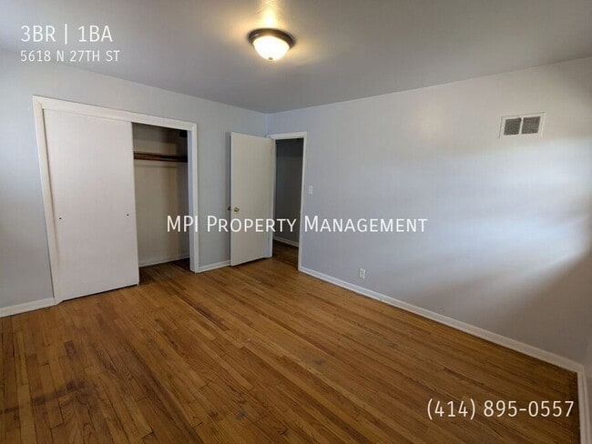 Building Photo - 5618 N 27th St