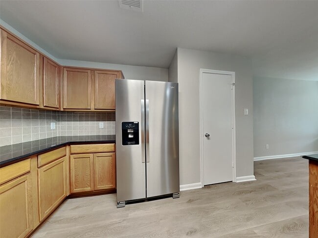 Building Photo - 22110 Orchard Dale Dr
