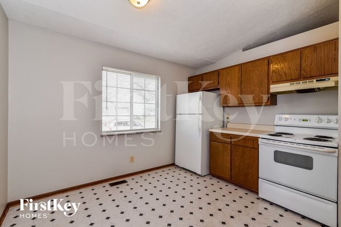 Building Photo - 5333 Telford Ct