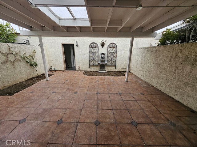 Building Photo - 15271 Cadiz Dr