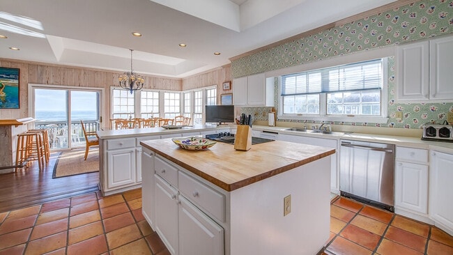 Building Photo - 1383 Debordieu Blvd