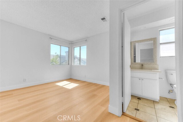 Building Photo - 3640 Honeyglen Way