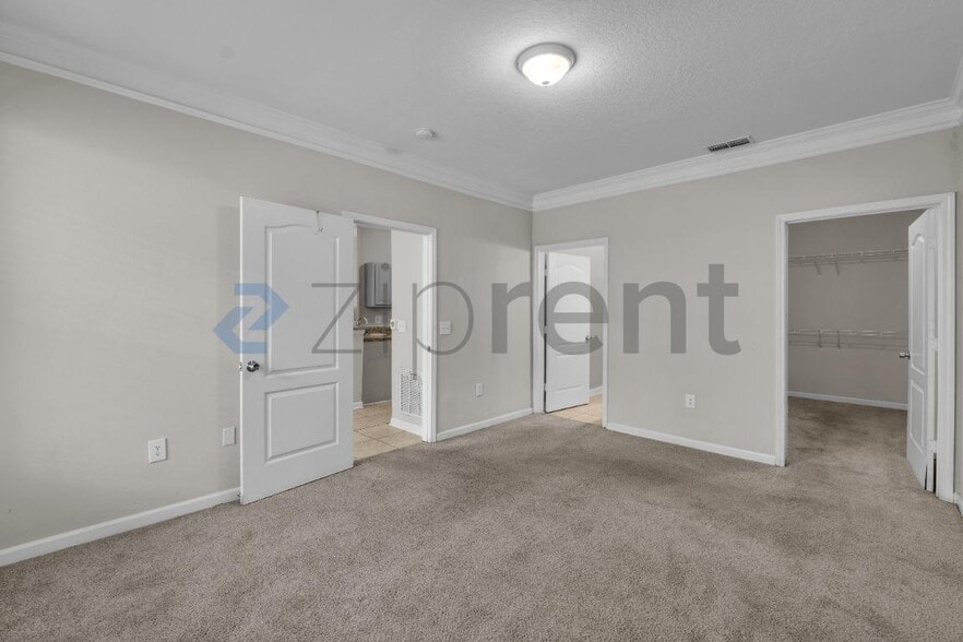 Building Photo - 17942 Villa Creek Dr