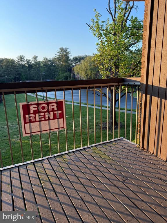 Building Photo - 1823 Old Stone Mill Dr