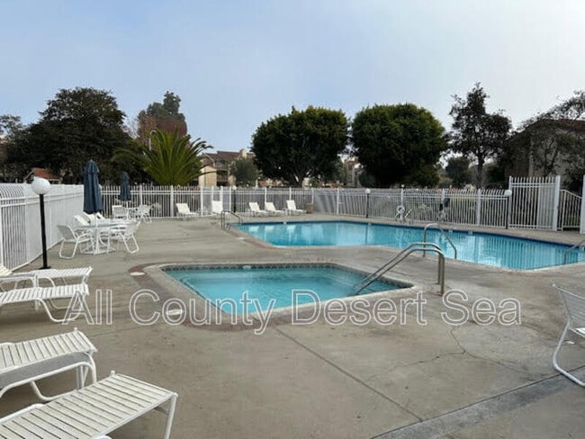 Building Photo - 16542 Blackbeard Ln