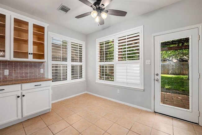 Building Photo - Spinnaker Bay Lane, Pearland, TX 77584 - 5...