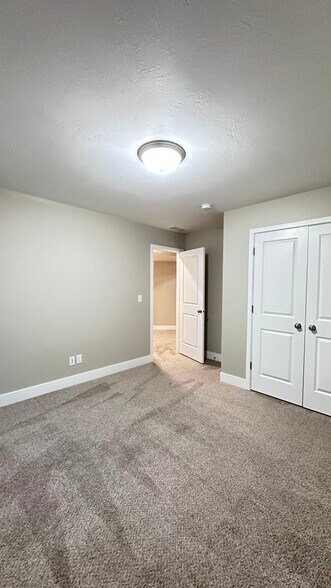 Building Photo - 2830 Blackwood