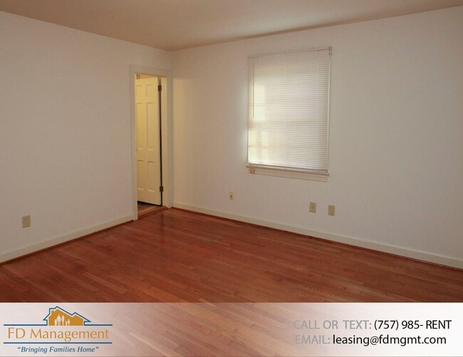 Building Photo - Well Maintained 2 BR 1 BA House in Williamsburg