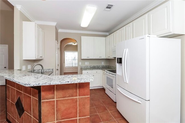 Building Photo - 4445 Greycliff Pointe