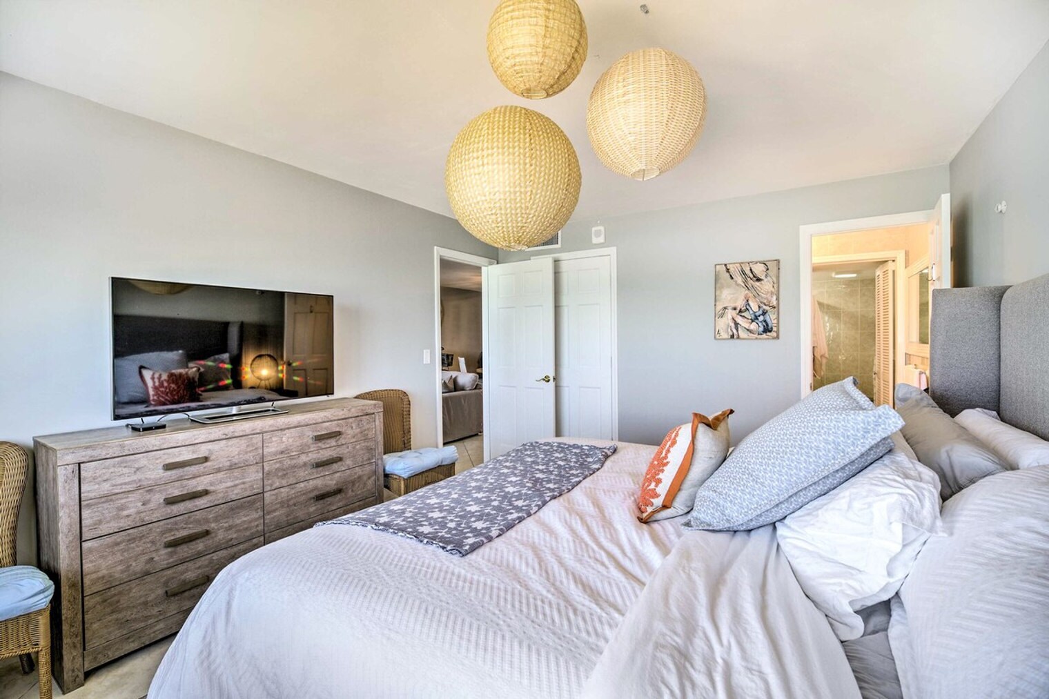 Building Photo - 4250 N Hwy A1A