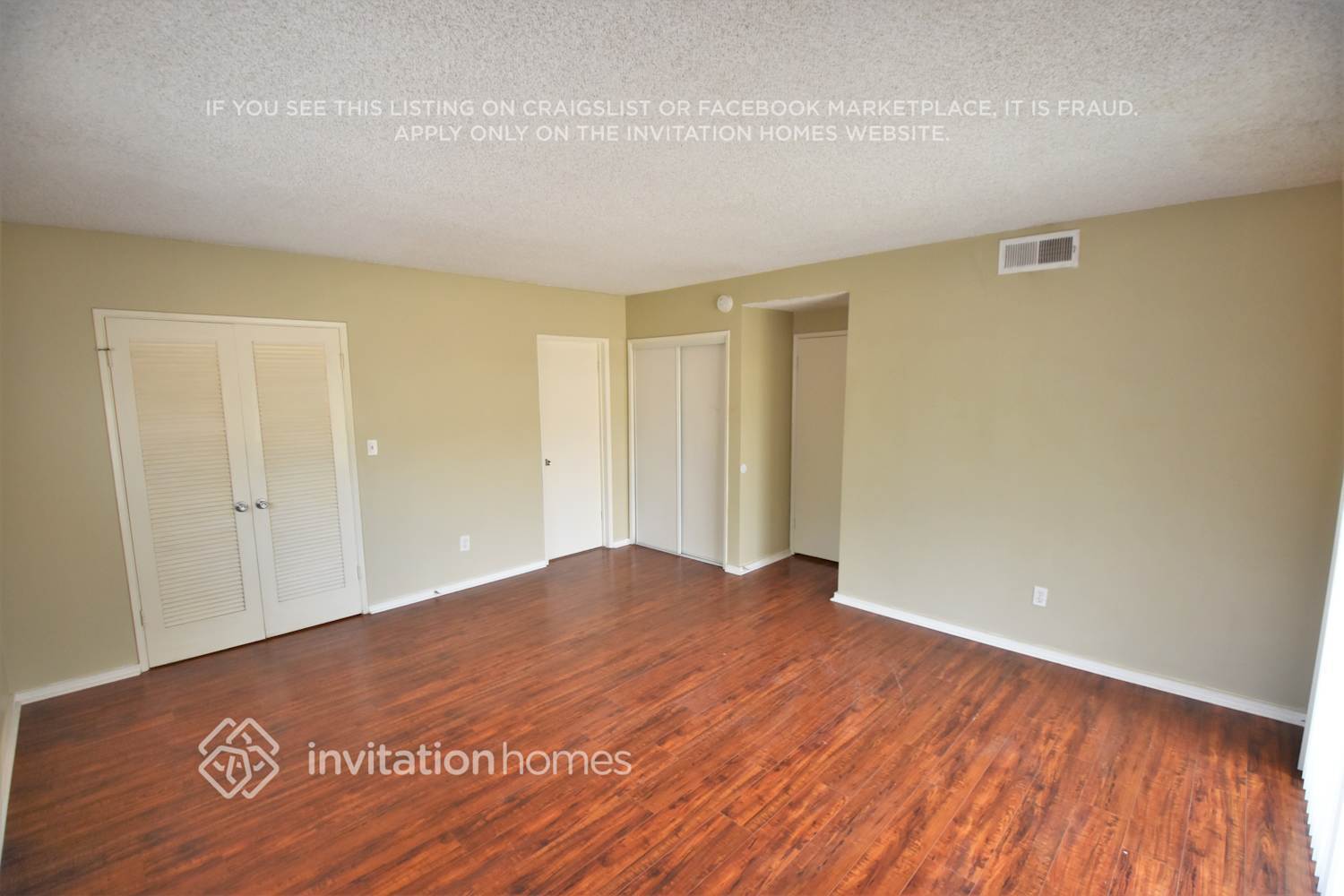 Building Photo - 15857 Liggett St