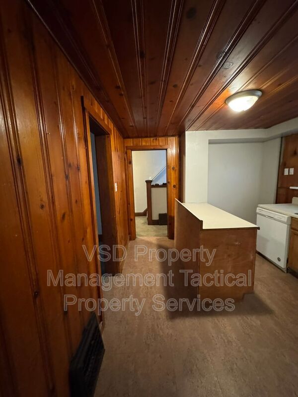 Building Photo - 2078-2018 18th St SW