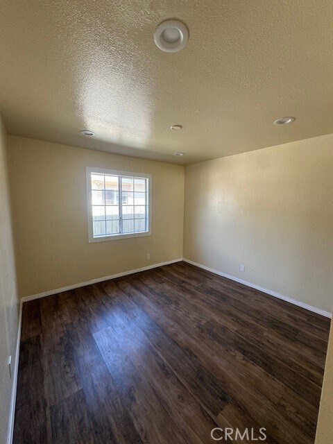 Building Photo - 3538 W 108th St