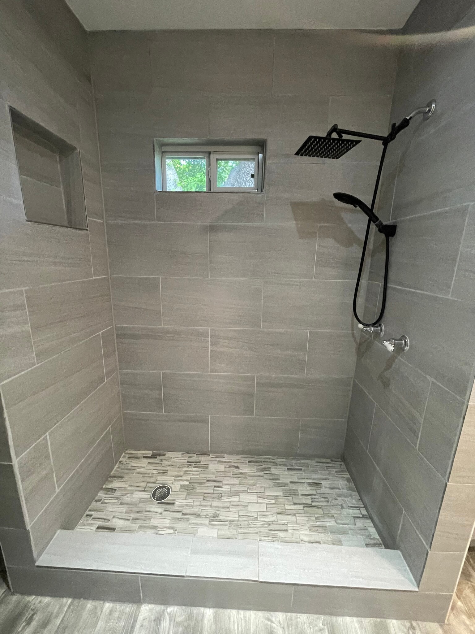 Building Photo - 3924 Waterford Way