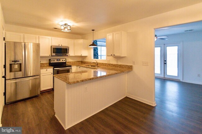 Building Photo - 9911 Blade Ct