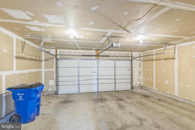 Building Photo - 5907 Trumpet Sound Ct