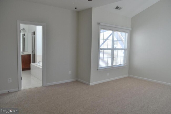 Building Photo - 22639 Tivoli Ln