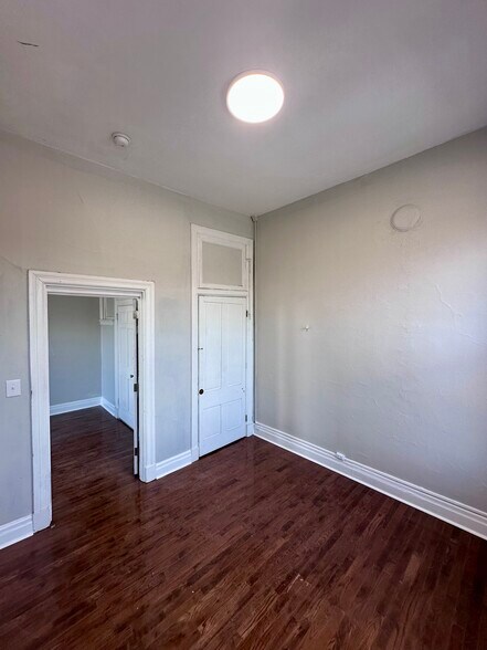 Building Photo - 102 Karl Brown Way