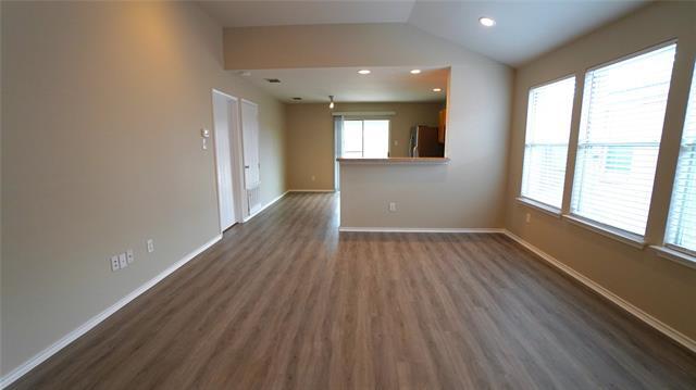 Building Photo - 2028 Wildwood Dr