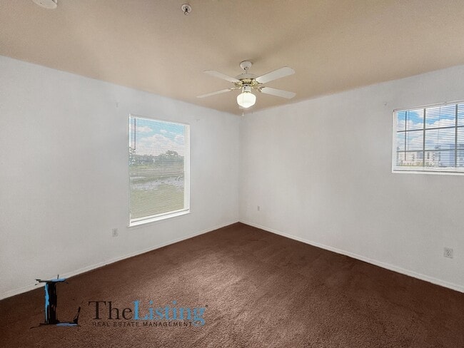 Building Photo - 3714 Palm Desert Ln