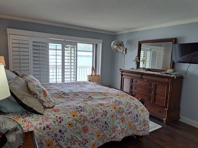 Master Bedroom - 1868 SW Palm City Rd