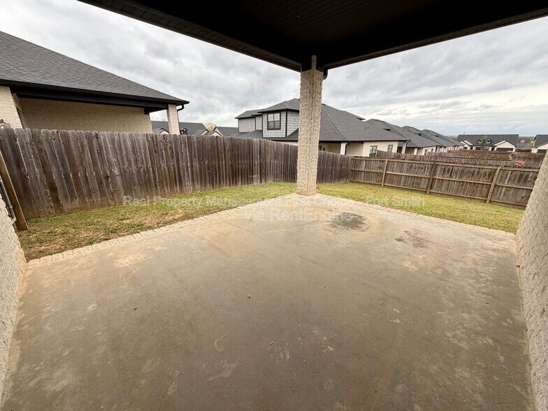 Building Photo - 6609 Leightyn Ln