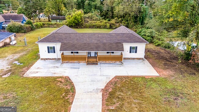 Building Photo - 6 W Oak St