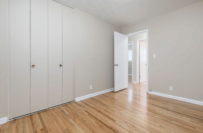 Building Photo - 3857 Darlene Dr