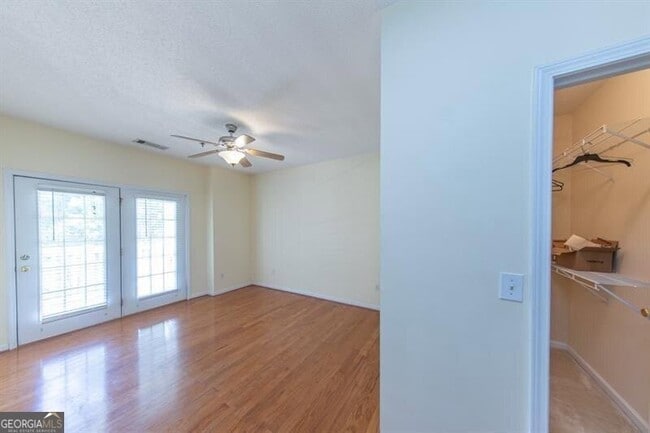 Building Photo - 709 Spring Heights Ln