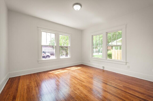 Building Photo - 3971 Boone Park Ave