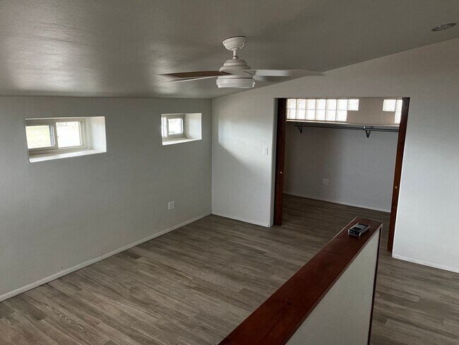 Building Photo - Unfurnished, 1-year long-term rental