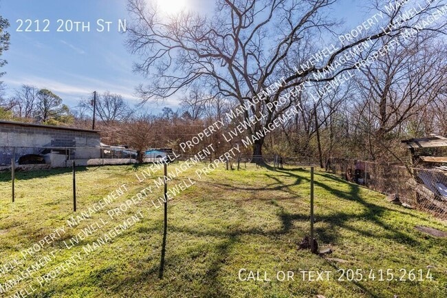 Building Photo - 2212 20th St N