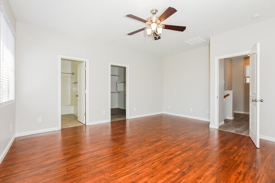 Building Photo - 843 S Morrison Ln