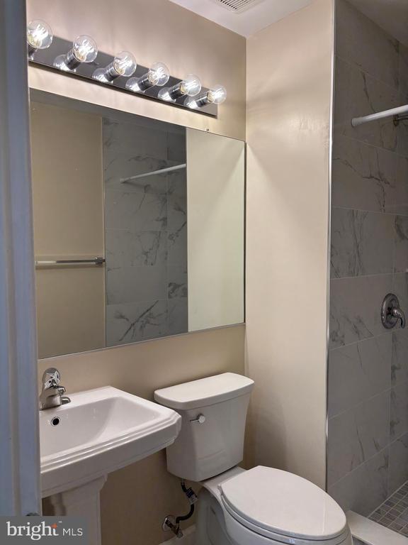 Building Photo - 7711 Goodfellow Way