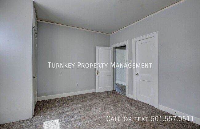 Building Photo - 1508 Sycamore St